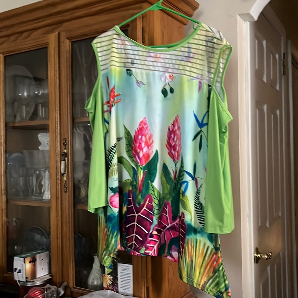 Cold Shoulder Asymmetrical Hem